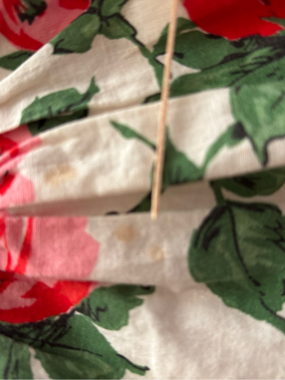 Vintage apron of beautiful colorful floral design. Handmade of all cotton! - Picture 9 of 10